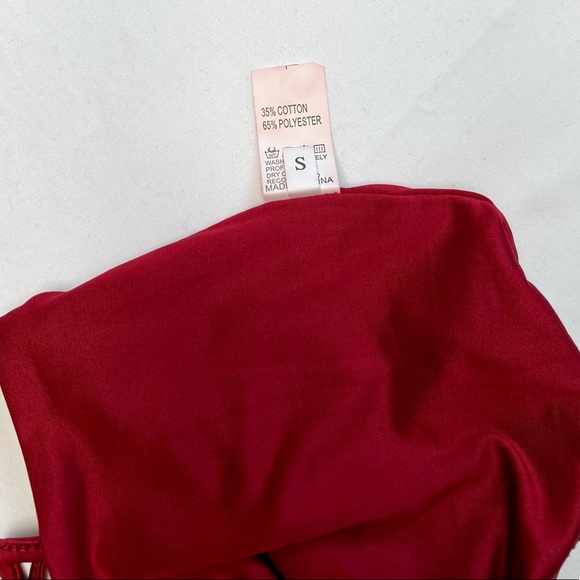 solid cami crop top - Picture 4 of 5